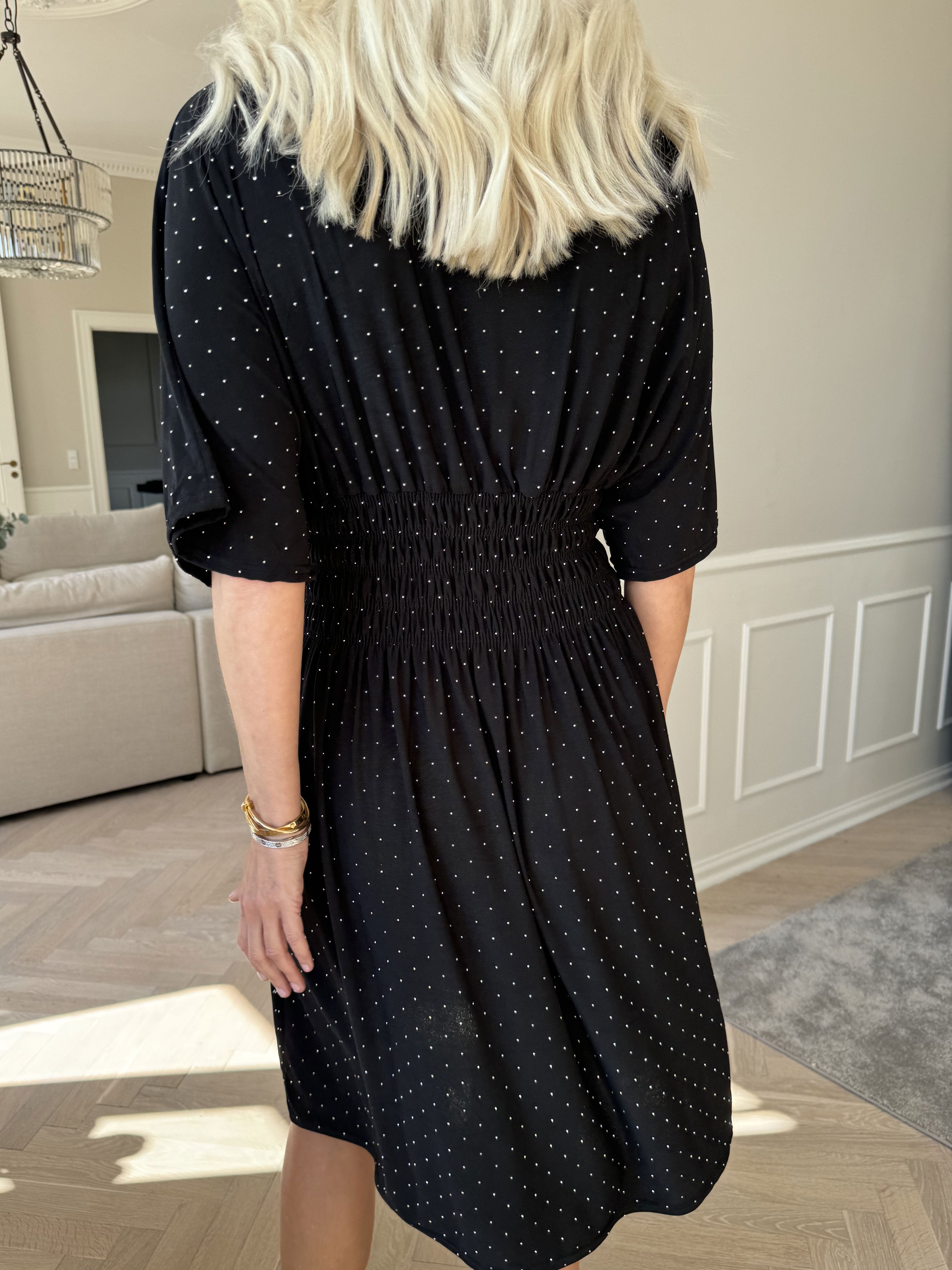 Pams Crystal Short - Kort elastisk klänning med strass